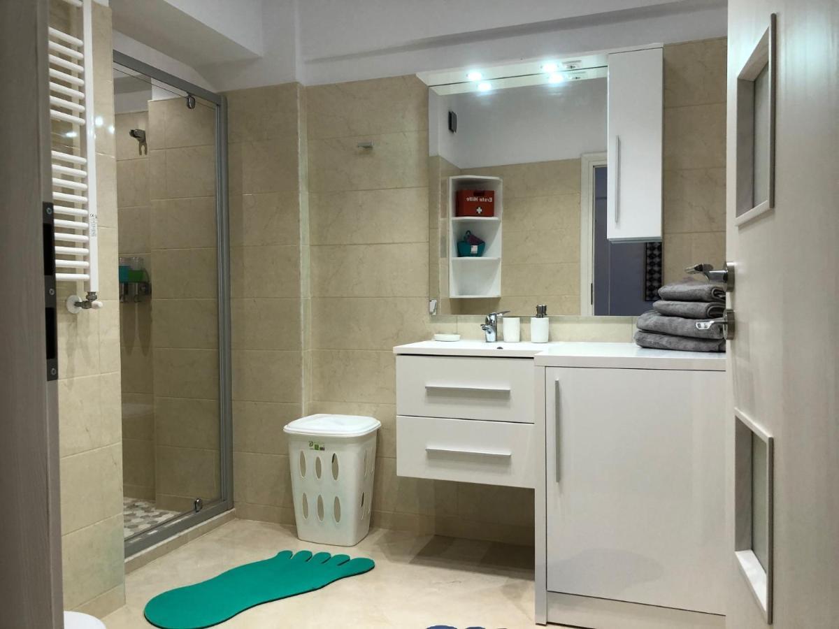 Luxury Westpark 2 Residence Lake View W6 Bucarest Exterior foto